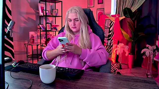 AmelieRowan Chat XXX live
