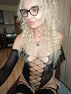 Mila_Lovi – Kamerová šou