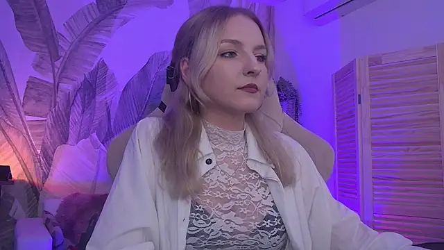 Chatroom XXX en direct de ViolaMore