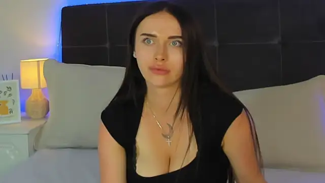 KellyWhites' Live XXX Chat