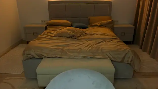 Živý XXX chat SharriSang