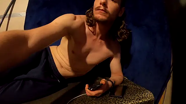 DxnkeyDxng live XXX chat