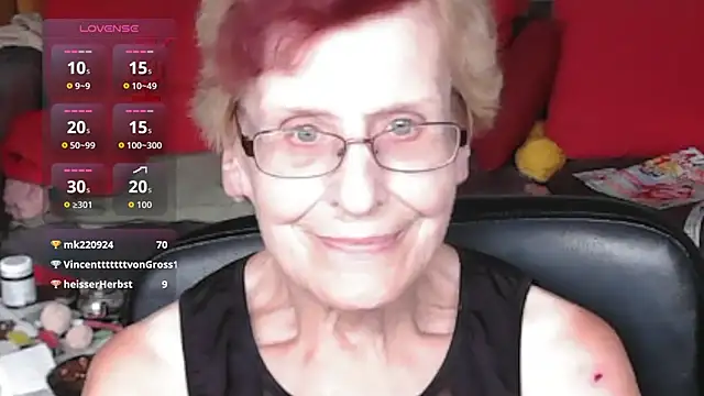 HeisseomaOriginal Chat XXX in diretta