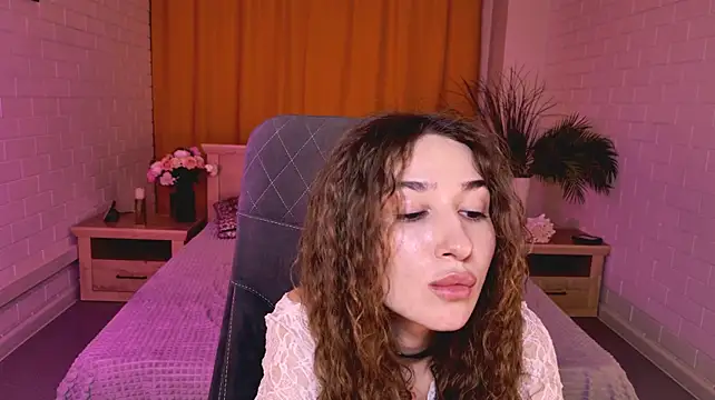 AsterBlom's Live XXX Chat