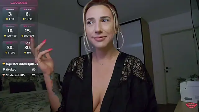 Živý XXX chat KhloeK