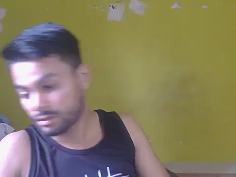 Stubborndesiboy Live XXX-Chat