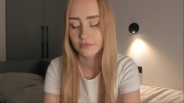 KimikoFolwell – Naživo XXX chat