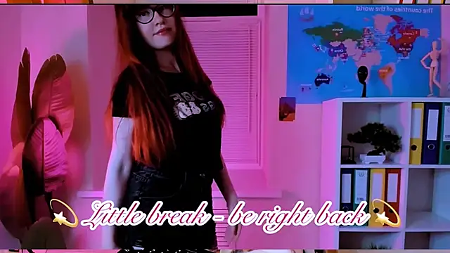 CarolGiggly's Live XXX Chat