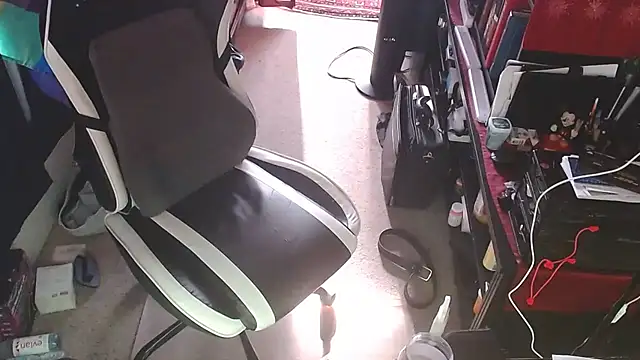 DaddysthickのライブXXXチャット