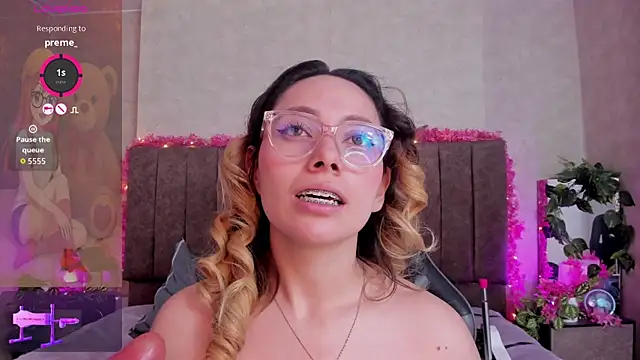LanaMills_'s Live XXX Chat