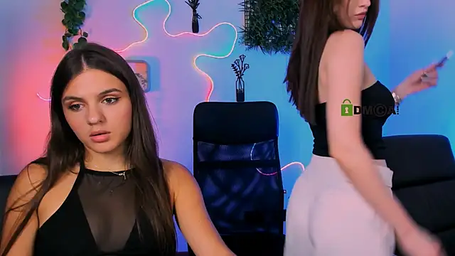 XXX chat uživo modela lisa_dark_