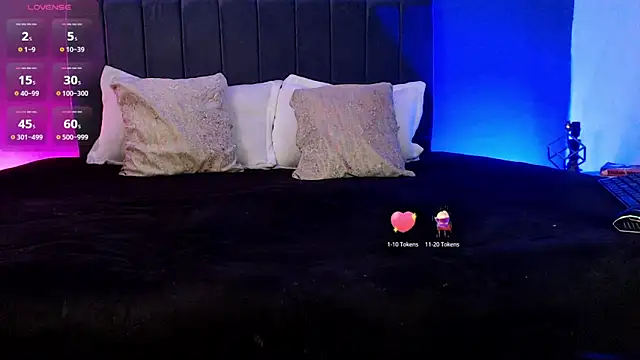 צ'אט XXX בשידור חי של Toyboy_richard