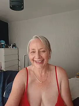 BellaUkCurvy Webcam-Show