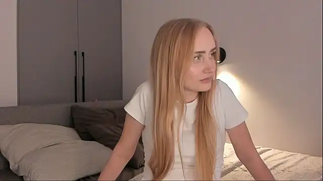 Webkamerová show KimikoFolwell