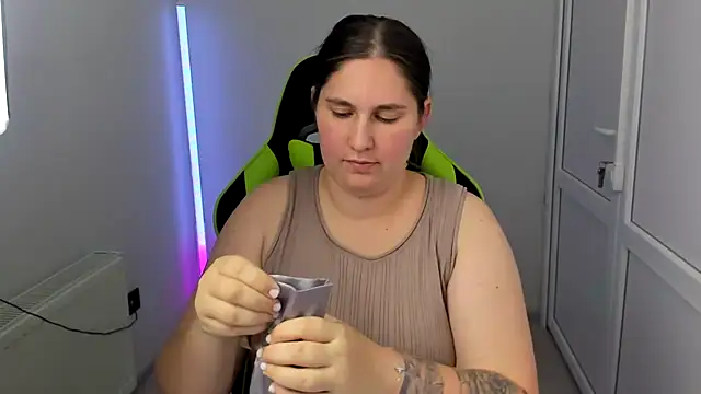 LunaVenom's Live XXX Chat