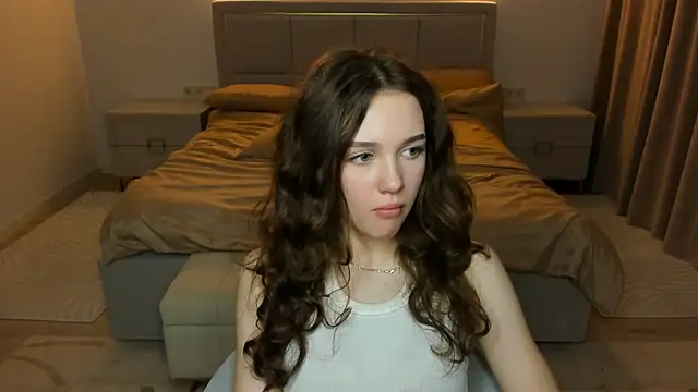 SharriSang Adlı Modelin Canlı XXX Sohbeti