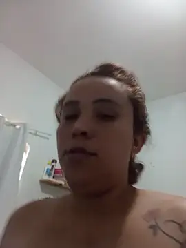 XXX chat uživo modela BIADELICIA1
