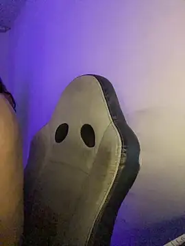 RoomExotic11's Webcam Show