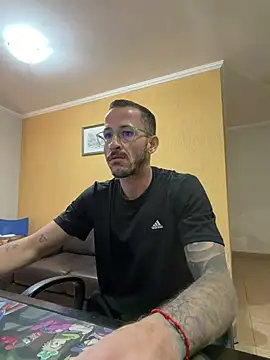 MeladoDiMel's Live XXX Chat