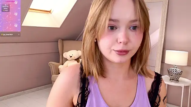 Živý XXX chat ElaraVance
