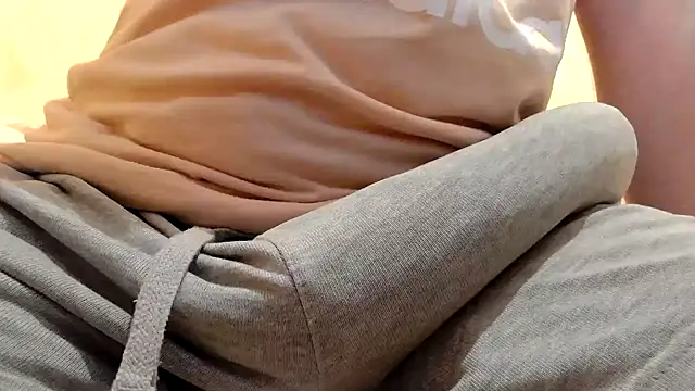 gae89tano Adlı Modelin Canlı XXX Sohbeti