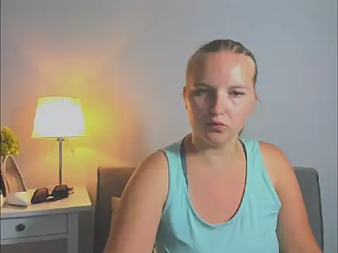 צ'אט XXX בשידור חי של RoseTeacherX