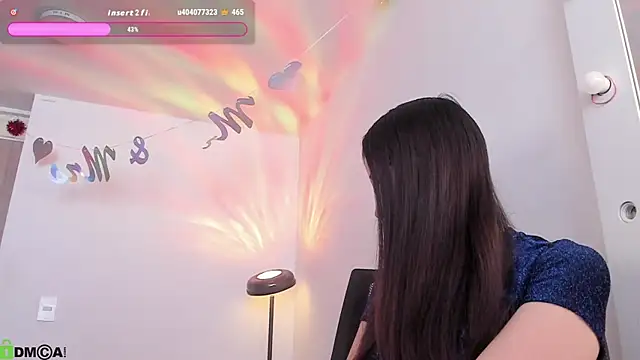 XXX chat uživo modela Mikeyvioleta_