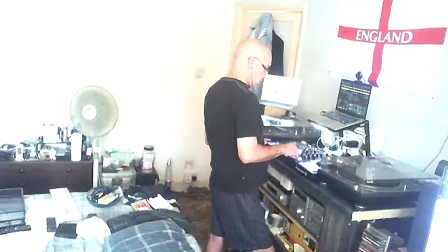 dazuk4513 Show Webcam