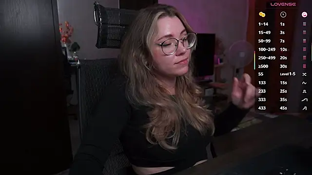 RemyCute's Live XXX Chat
