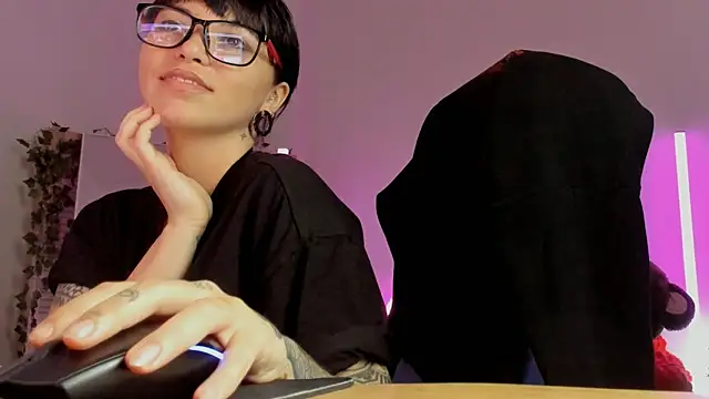 NeoGeisha's Live XXX Chat