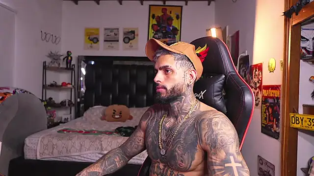 logan_hugh8 Live XXX-Chat