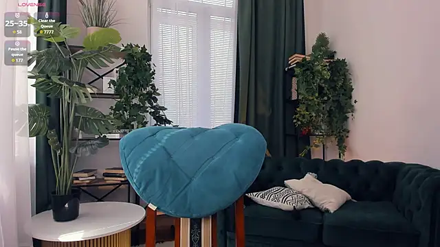 Онлайн чат XXX InesPiek