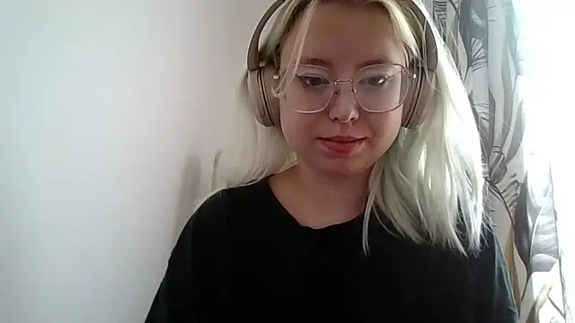 MaddieTeen's Webcam Show