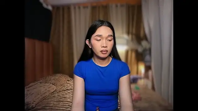 Show de hugeasiancockandrea na webcam