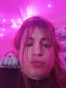 Chat XXX en directo de UrHellBri-L