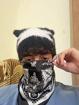 XXX chat uživo modela Hz1Tr