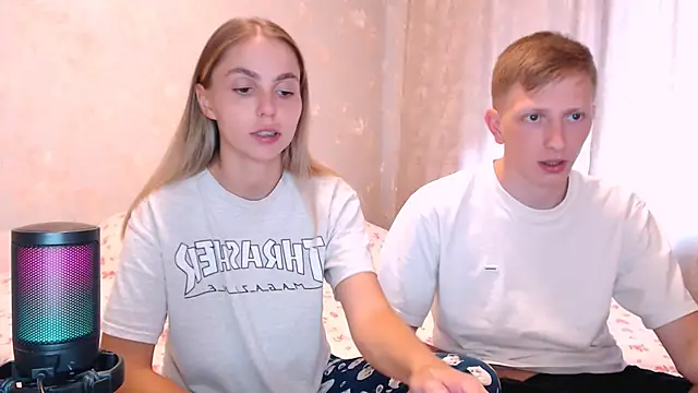 juliaanddima XXX чат на живо