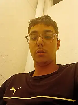 عرض كام Amine132