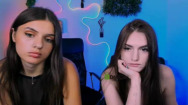 XXX chat uživo modela lisa_dark_