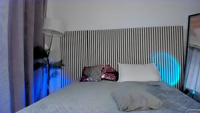 XXX chat uživo modela SonyaBabyn