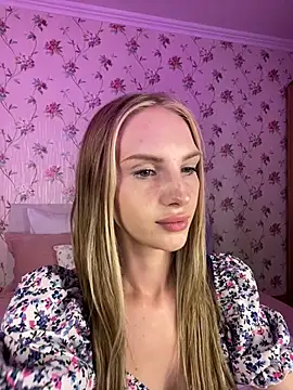 Chat XXX en directo de BellaSwan-