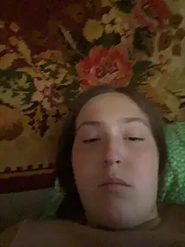 SweetyCute7 élő XXX-chatje