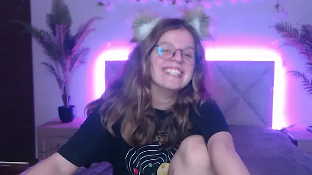 AnniBrown_ élő XXX-chatje