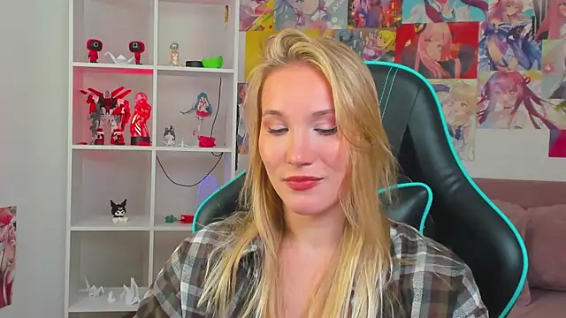 XXX chat uživo modela ElaraVoltage