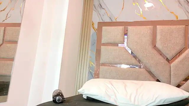 AngelineJolien Live XXX chat