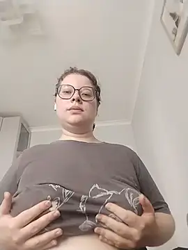 Živý XXX chat JulieTailor