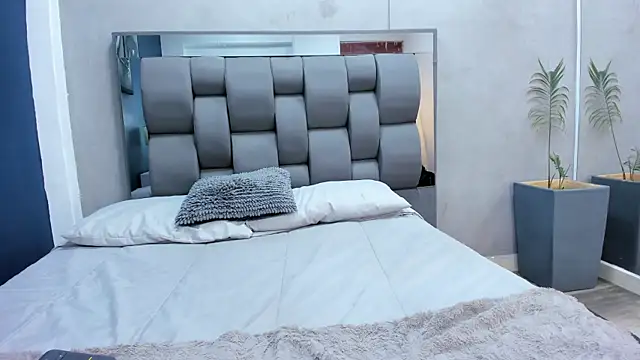 Charlie___Muskn Webbikameraesitys