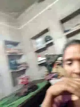 Loomaraj's Live XXX Chat