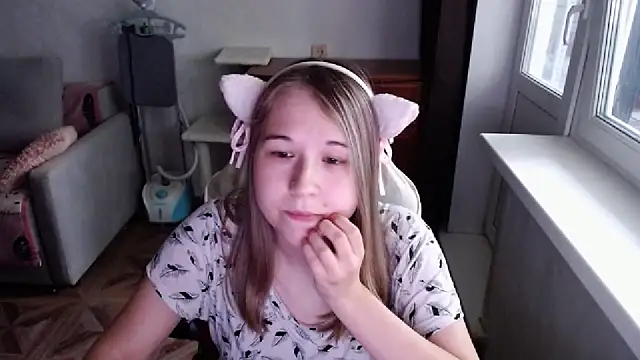 Emily-Way Chat XXX live