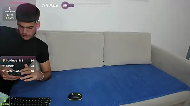 Pertunjukan Kamera Web Kilian_Rocho